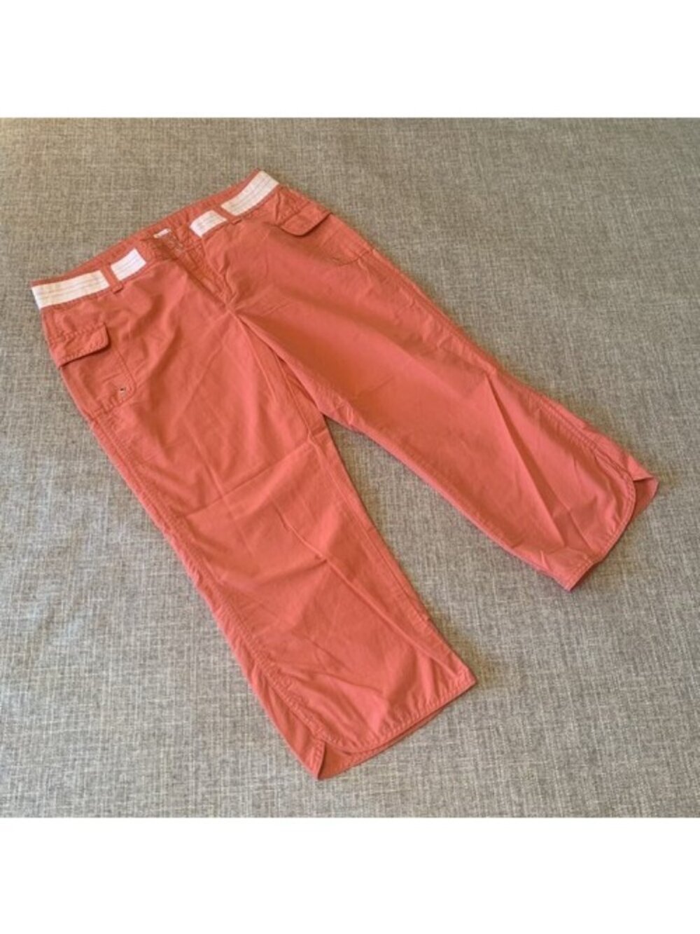 Bass Coral Capris Pants Women's Size 10 Lightweight Spring Summer Beach